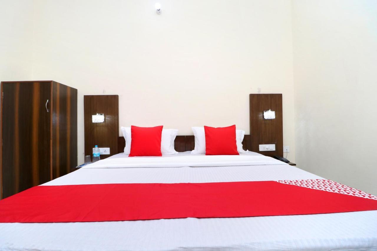 Oyo 24122 Hotel Sharnam Kharar Exterior foto